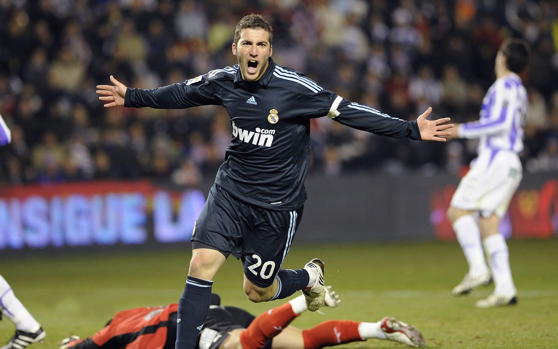 布鲁诺·卡博克洛在巴黎奥运会小组赛中展现国际大赛经验，布鲁诺卡波科洛体测数据